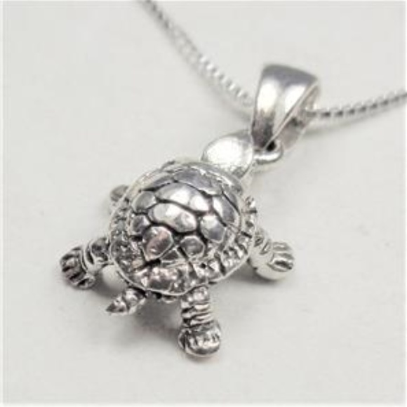 STERLING SILVER NAUTICAL BABY SEA TURTLE NECKLACE - Picture 5 of 6